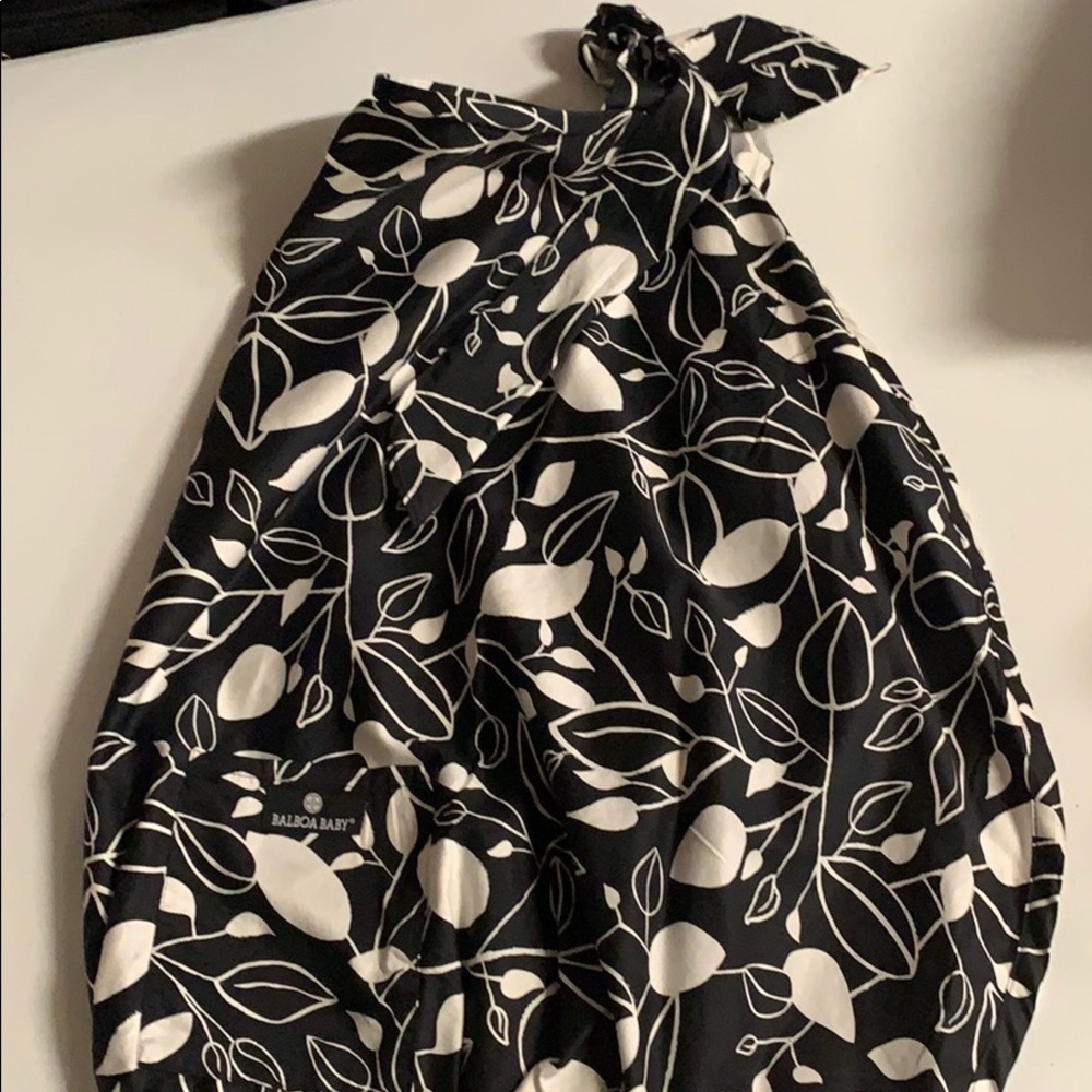 Like New!! Balboa Baby Nursing and Stroller Cover